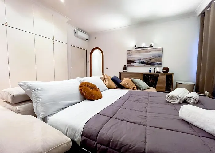 Piramide Luxury Colosseum Appartement *