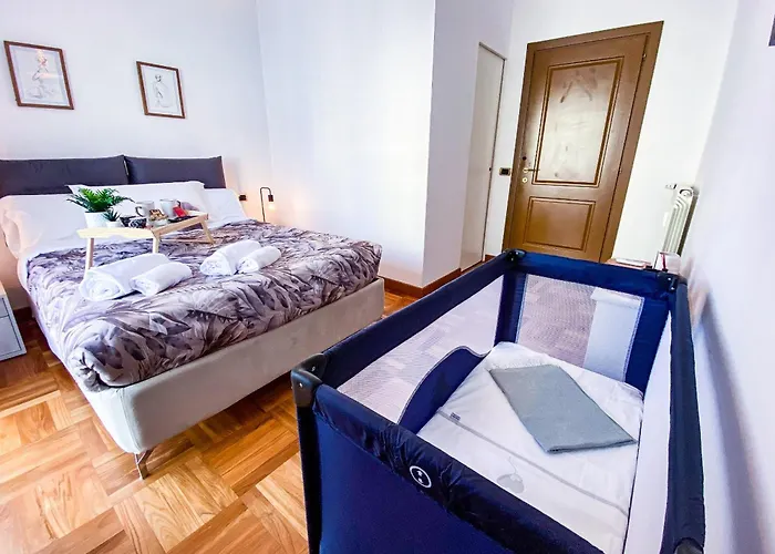Piramide Luxury Colosseum Appartement *